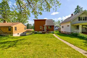 4128 Gladstone St, Duluth, MN 55804 - Photo 1