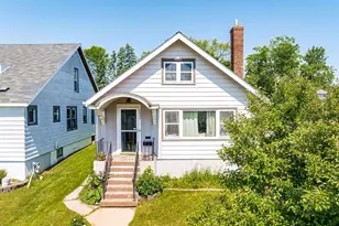 1931 E 8th St, Duluth, MN 55812 - Photo 1