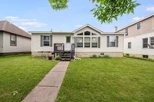 1423 101st Ave W, Duluth, MN 55808 - Photo 1