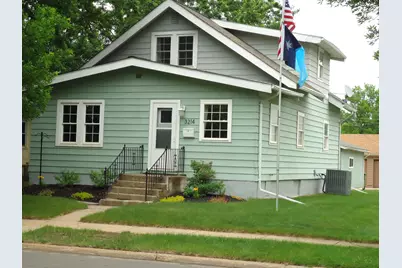 3214 2nd Ave W, Hibbing, MN 55746 - Photo 1