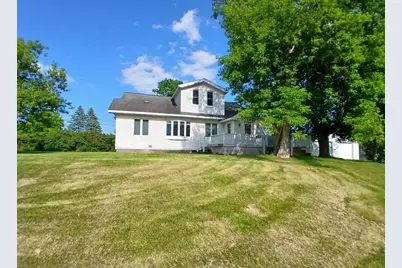712 8th St, Cloquet, MN 55720 - Photo 1