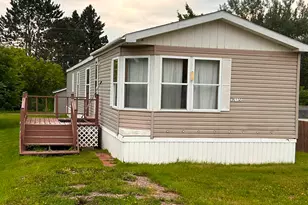 912 W Bayfield St, Washburn, WI 54891 - Photo 1