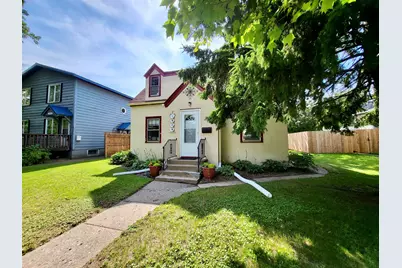 2909 2nd Ave W, Hibbing, MN 55746 - Photo 1