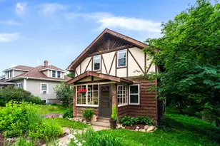 112 E Winona St, Duluth, MN 55803 - Photo 1