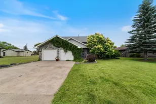 1722 Washington Ave, Superior, WI 54880 - Photo 1