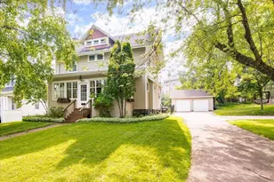 1839 Wallace Ave, Duluth, MN 55803 - Photo 1