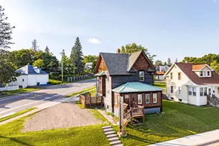 5203 E Superior St, Duluth, MN 55804 - Photo 1