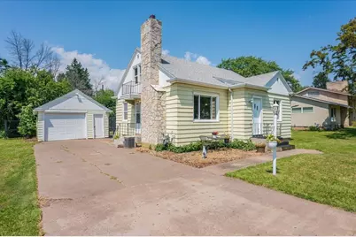 19 Royalton Rd, Superior, WI 54880 - Photo 1