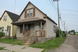 1013 N 8th St, Superior, WI 54880 - Photo 1