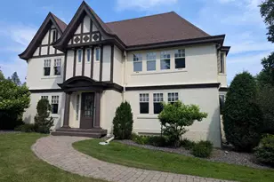 301 Kenilworth Ave, Duluth, MN 55803 - Photo 1