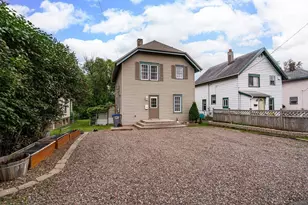 36 E Penton Blvd, Duluth, MN 55808 - Photo 1