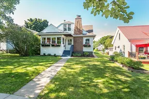 4315 Gladstone St, Duluth, MN 55804 - Photo 1