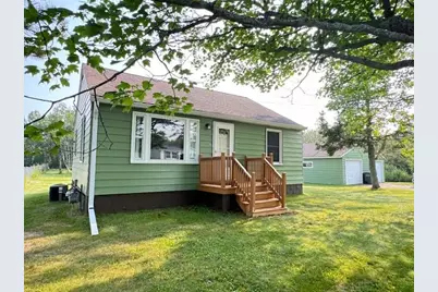 8218 Vinland St, Duluth, MN 55810 - Photo 1