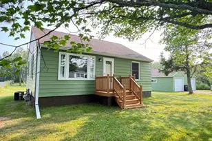 8218 Vinland St, Duluth, MN 55810 - Photo 1