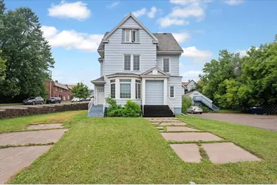 2231 W 3rd St, Duluth, MN 55806 - Photo 1