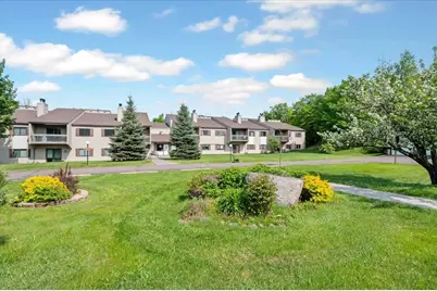 20 Village Dr #206, Duluth, MN 55810 - Photo 1