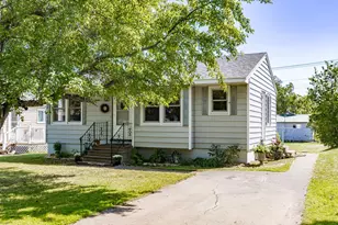 1724 9th Ave, Two Harbors, MN 55616 - Photo 1