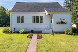 1004 Central Ave, Superior, WI 54880 - Photo 1