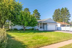 38 Fern Ct, Babbitt, MN 55706 - Photo 1