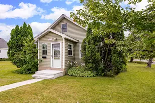 2014 Central Ave, Superior, WI 54880 - Photo 1