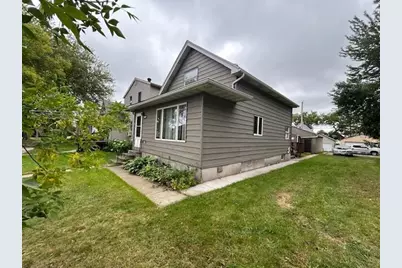 718 11th St N, Virginia, MN 55792 - Photo 1