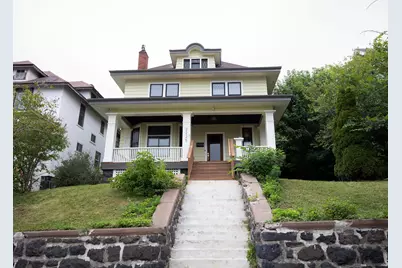 2225 W 4th St, Duluth, MN 55806 - Photo 1