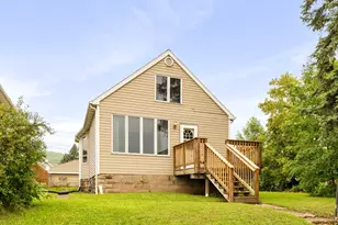 4113 Grand Ave, Duluth, MN 55807 - Photo 1