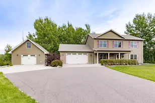 5368 Mckinley Dr, Hermantown, MN 55811 - Photo 1