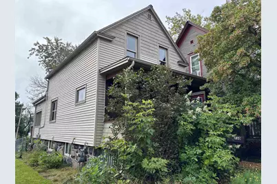 710 E 6th St, Duluth, MN 55805 - Photo 1