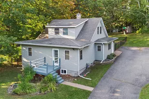 111 E Myrtle St, Duluth, MN 55811 - Photo 1