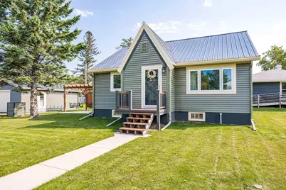 135 1st Ave, Two Harbors, MN 55616 - Photo 1