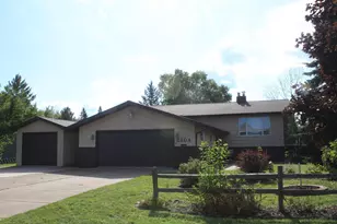 2304 E 10th St, Superior, WI 54880 - Photo 1