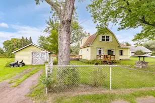 5514 Cumming Ave, Superior, WI 54880 - Photo 1