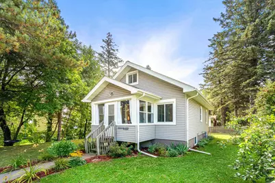 6022 Raleigh St, Duluth, MN 55807 - Photo 1