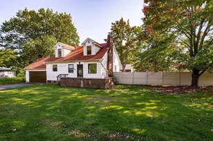 2602 Sahlman Ave, Cloquet, MN 55720 - Photo 1