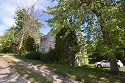 222 S 21st Ave E, Duluth, MN 55812 - Photo 1