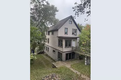 1812 W 2nd St, Duluth, MN 55806 - Photo 1