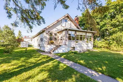 5209 Colorado St, Duluth, MN 55804 - Photo 1