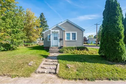 444 4th St, Cloquet, MN 55720 - Photo 1