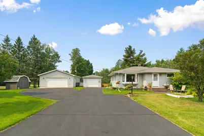 911 N Blackman Ave, Duluth, MN 55811 - Photo 1