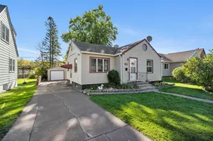 4614 Tioga St, Duluth, MN 55804 - Photo 1