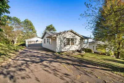 1426 Cliff Ave, Duluth, MN 55811 - Photo 1