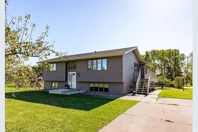 816 15th Ave, Two Harbors, MN 55616 - Photo 1