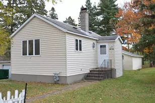 1416 Selmser Ave, Cloquet, MN 55720 - Photo 1