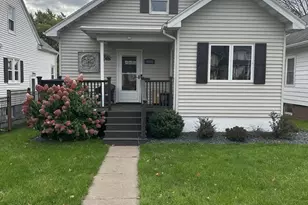 4608 W 7th St, Duluth, MN 55807 - Photo 1