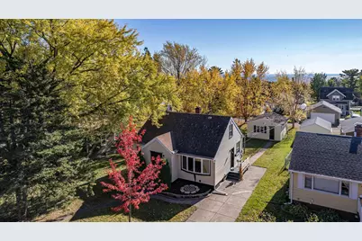 4814 Peabody St, Duluth, MN 55804 - Photo 1