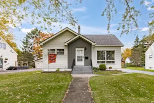 413 W Owatonna St, Duluth, MN 55803 - Photo 1