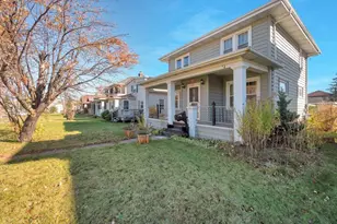 4618 W 5th St, Duluth, MN 55807 - Photo 1