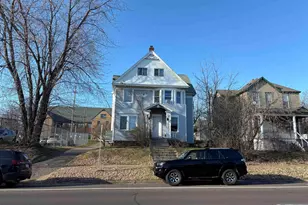 1109 E 3rd St, Duluth, MN 55805 - Photo 1