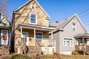 2203 W 2nd St, Duluth, MN 55806 - Photo 1